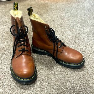 Dr. Martens leather boots with faux fur size 9
